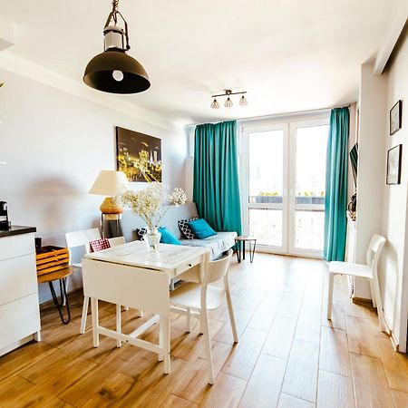 Bright 14Th Floor Central Home With Balcony & Views Varsavia Esterno foto