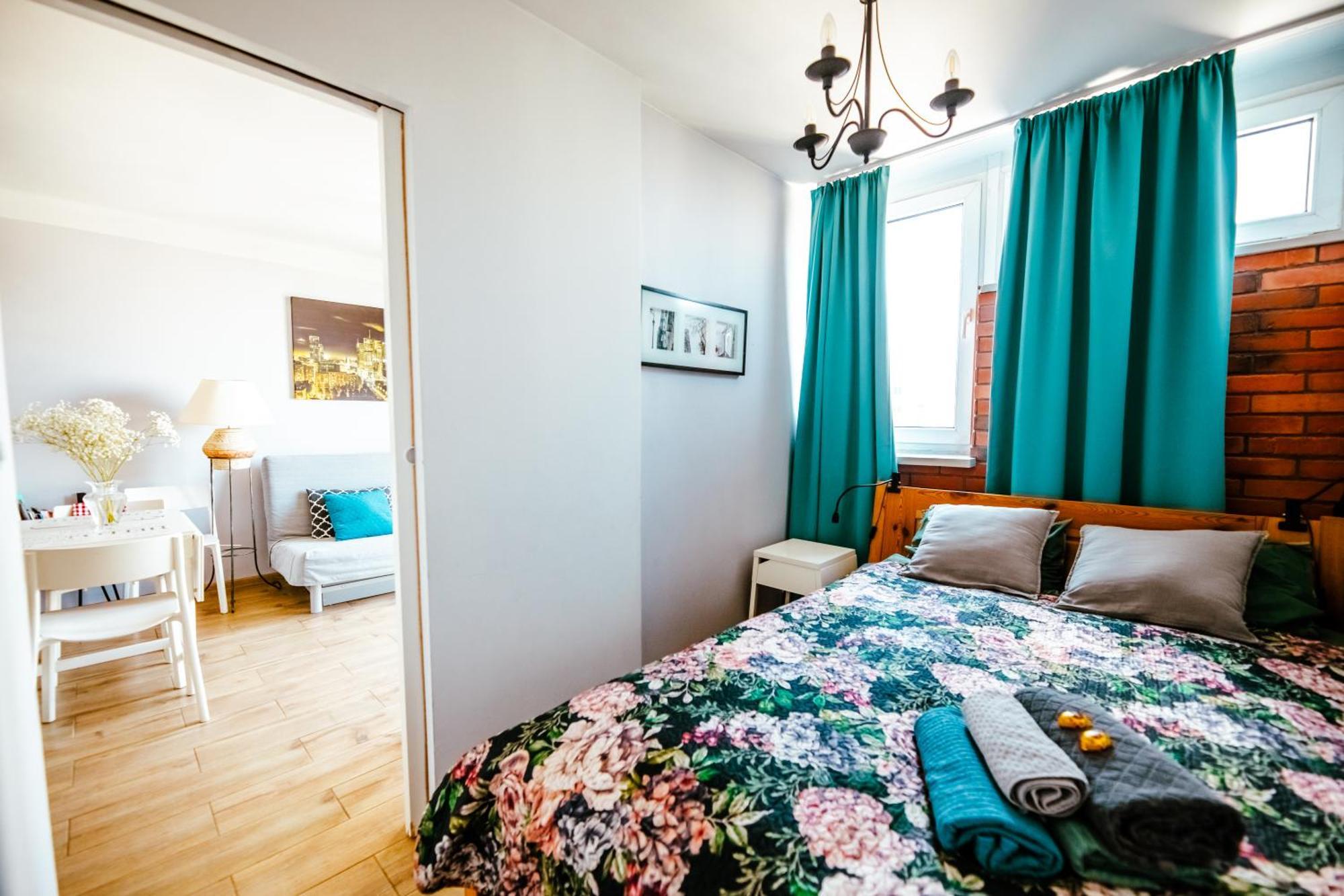 Bright 14Th Floor Central Home With Balcony & Views Varsavia Esterno foto