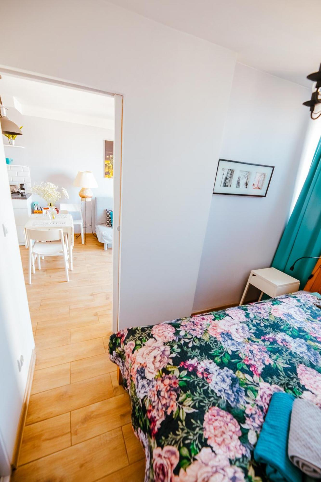 Bright 14Th Floor Central Home With Balcony & Views Varsavia Esterno foto