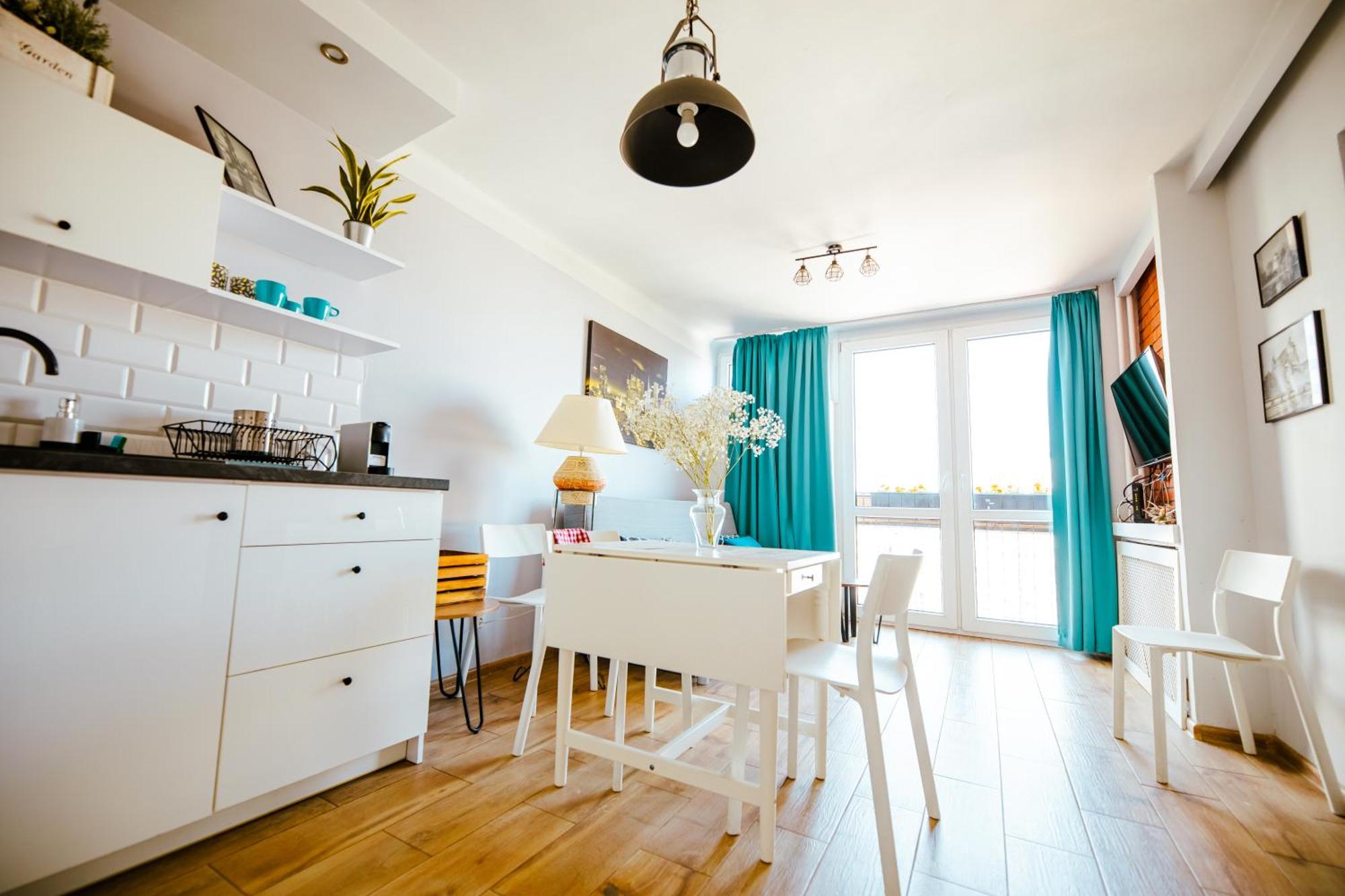 Bright 14Th Floor Central Home With Balcony & Views Varsavia Esterno foto