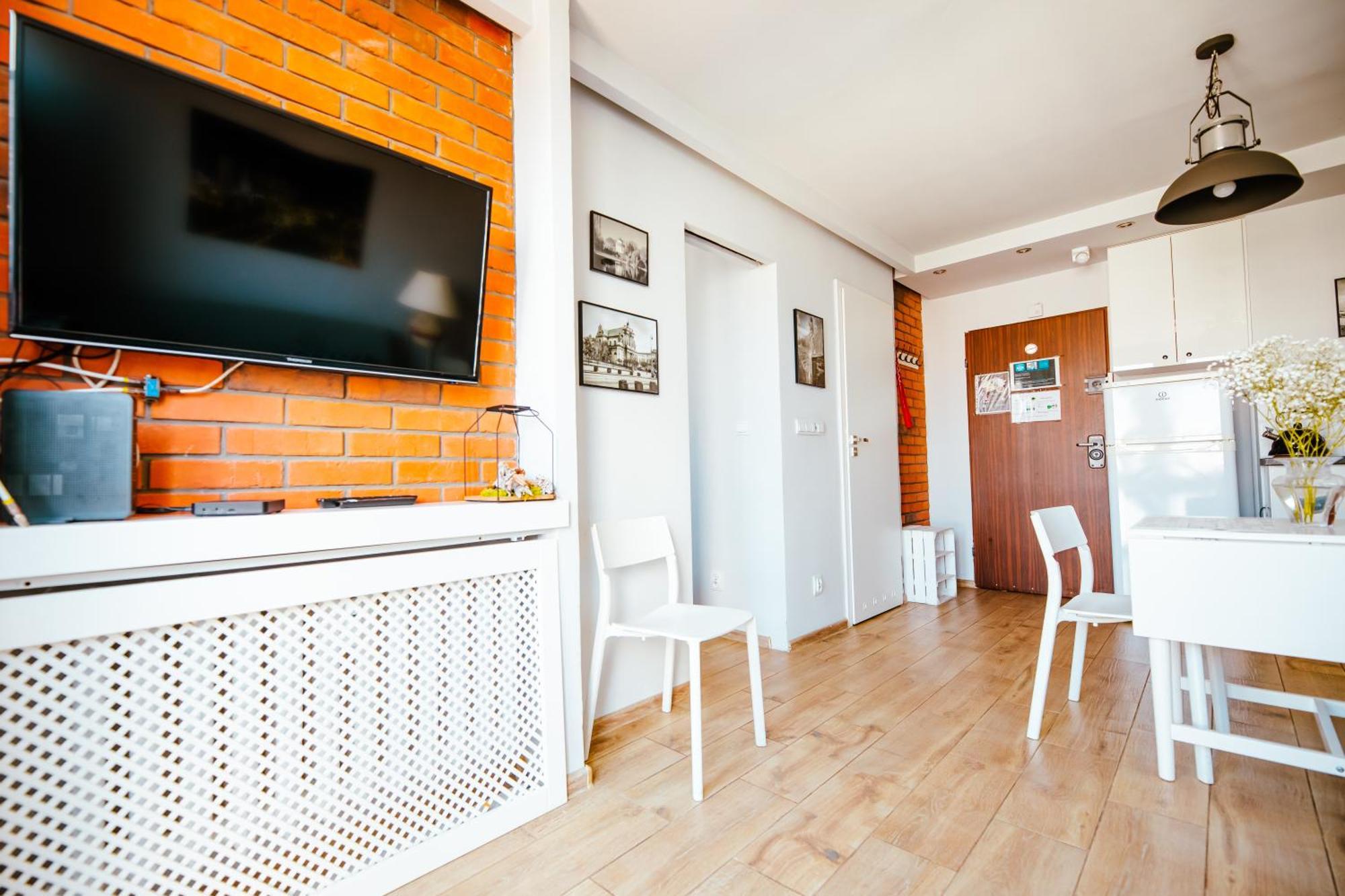 Bright 14Th Floor Central Home With Balcony & Views Varsavia Esterno foto