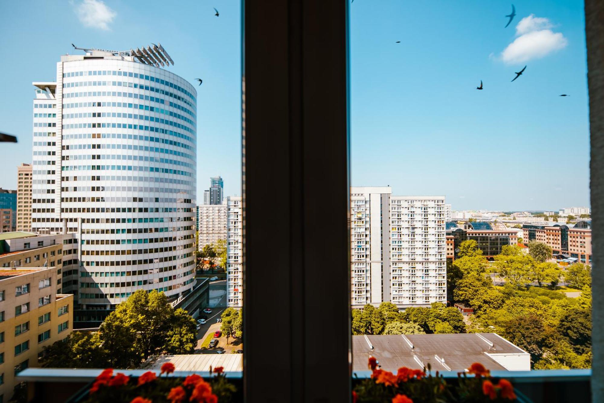 Bright 14Th Floor Central Home With Balcony & Views Varsavia Esterno foto